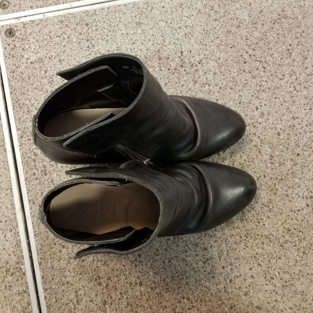 Naya Fillie Black Slouch Bootie 8.5 - Picture 4 of 6